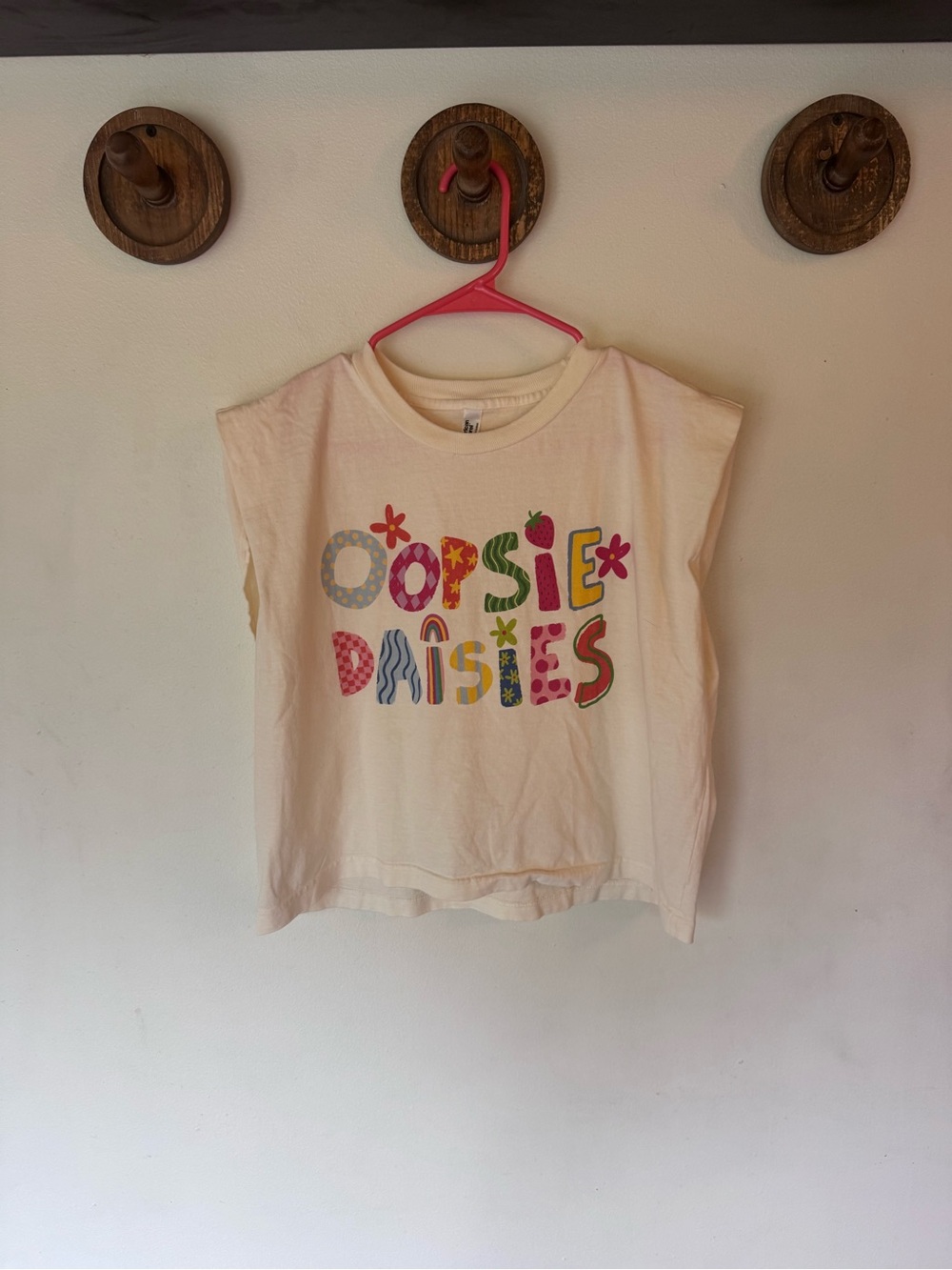 American Apparel Cream  'Oopsie Daisies' Graphic Tank size medium
